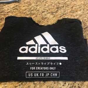 Adidas gray/black sweatshirt